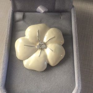 Big bold beautiful enamel vintage brooch